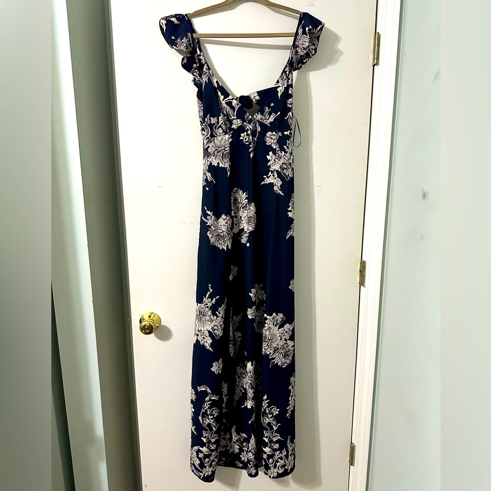 Size MEDIUM floral dress